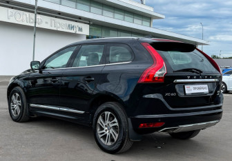 Подержанный автомобиль Volvo XC60 2015 года (7 фото)