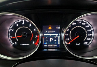 Подержанный автомобиль Mitsubishi ASX 2011 года (13 фото)