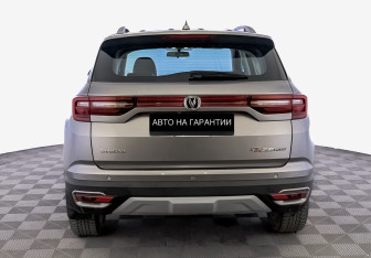 Подержанный автомобиль Changan CS35PLUS 2021 года (4 фото)