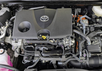 Подержанный автомобиль Toyota Camry Sedan 2024 года (9 фото)