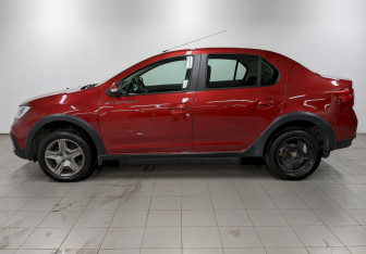 Подержанный автомобиль Renault Logan Sedan 2021 года (8 фото)