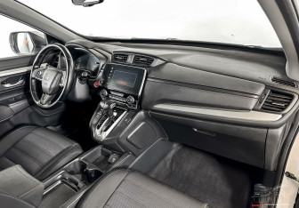 Подержанный автомобиль Honda CR-V 2018 года (6 фото)