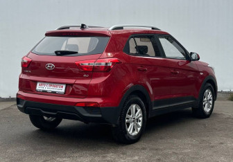 Подержанный автомобиль Hyundai Creta 2018 года (5 фото)