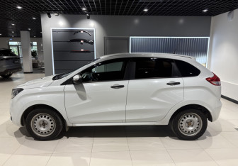 Подержанный автомобиль LADA (ВАЗ) XRAY 2018 года (2 фото)