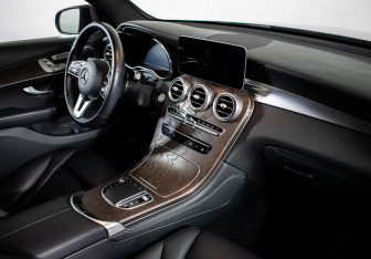 Подержанный автомобиль Mercedes-Benz GLC Coupe 2019 года (10 фото)