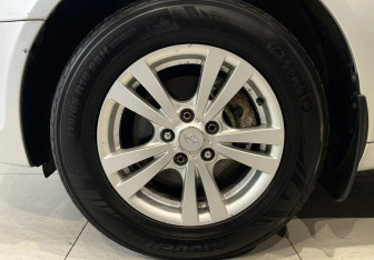 Подержанный автомобиль Hyundai Sonata 2008 года (19 фото)