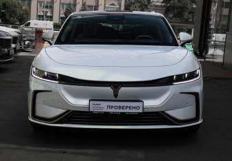 Подержанный автомобиль Voyah Passion 2023 года (2 фото)