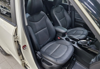 Подержанный автомобиль Kia Soul 2017 года (20 фото)