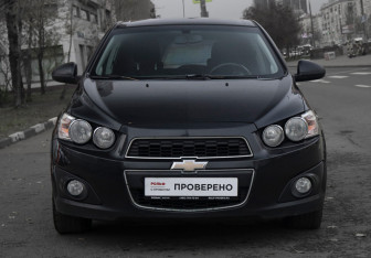 Подержанный автомобиль Chevrolet Aveo Hatchback 2013 года (2 фото)