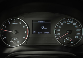 Подержанный автомобиль Kia Seltos 2020 года (12 фото)