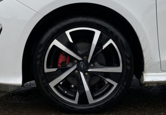 Подержанный автомобиль Kaiyi E5 2023 года (9 фото)