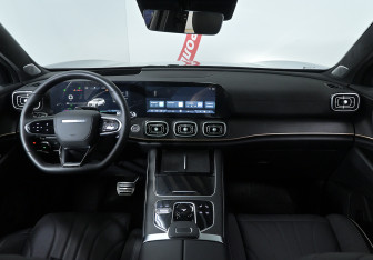 Подержанный автомобиль Jaecoo J8 2024 года (8 фото)