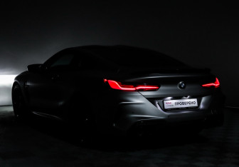 Подержанный автомобиль BMW M8 Coupe 2019 года (21 фото)