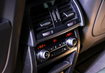 Подержанный автомобиль BMW X6 M 2017 года (12 фото)