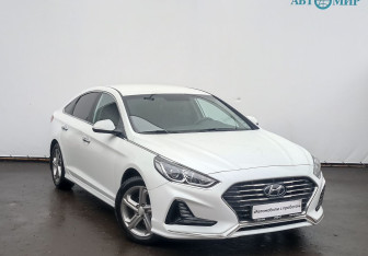 Подержанный автомобиль Hyundai Sonata 2018 года (3 фото)