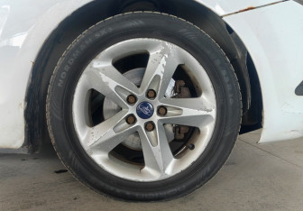 Подержанный автомобиль Ford Focus Hatchback 2010 года (18 фото)