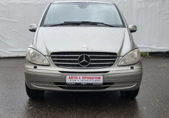 Подержанный автомобиль Mercedes-Benz Viano 2008 года (2 фото)
