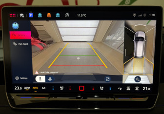 Подержанный автомобиль Volkswagen Tiguan 2024 года (16 фото)