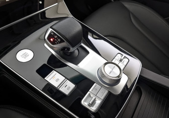 Подержанный автомобиль BAIC X7 2024 года (27 фото)