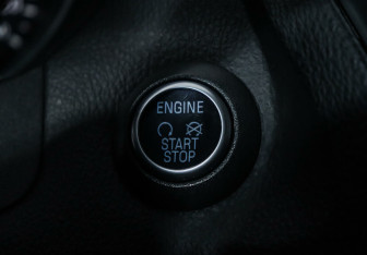 Подержанный автомобиль Ford Focus Hatchback 2015 года (8 фото)