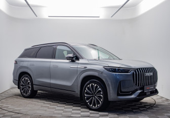 Подержанный автомобиль Jaecoo J8 2024 года (3 фото)