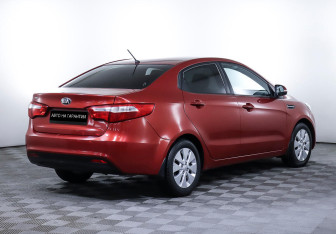 Подержанный автомобиль Kia Rio Sedan 2013 года (5 фото)