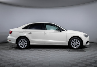 Подержанный автомобиль Audi A3 Sedan 2014 года (4 фото)