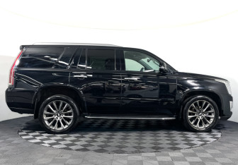 Подержанный автомобиль Cadillac Escalade Suv 2019 года (4 фото)
