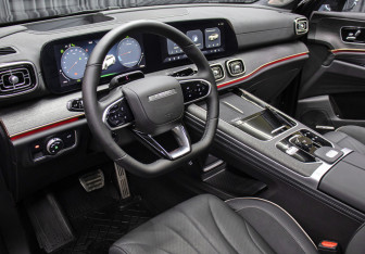 Подержанный автомобиль Jaecoo J8 2024 года (16 фото)