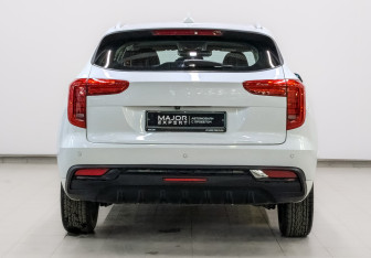 Подержанный автомобиль Haval Jolion 2023 года (6 фото)
