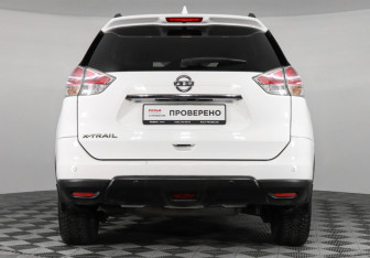 Подержанный автомобиль Nissan X-Trail 2018 года (6 фото)