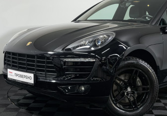 Подержанный автомобиль Porsche Macan 2018 года (18 фото)