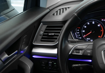 Подержанный автомобиль Audi Q5 2020 года (14 фото)