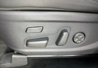 Подержанный автомобиль Hyundai Santa Fe 2018 года (20 фото)