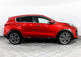 Подержанный автомобиль Kia Sportage 2018 года (4 фото)