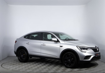 Подержанный автомобиль Renault Arkana 2021 года (3 фото)