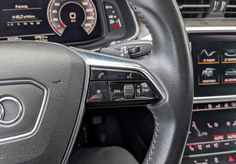 Подержанный автомобиль Audi A7 2018 года (28 фото)