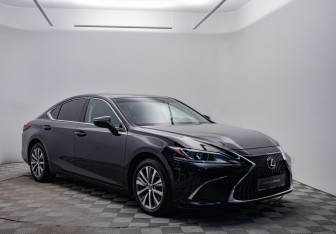 Подержанный автомобиль Lexus ES 2021 года (3 фото)
