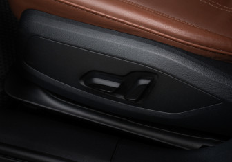 Подержанный автомобиль Audi A4 Sedan 2021 года (14 фото)