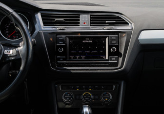 Подержанный автомобиль Volkswagen Tiguan 2017 года (11 фото)