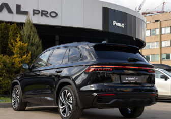 Подержанный автомобиль Geely Monjaro 2024 года (5 фото)