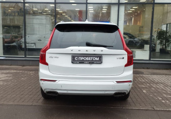 Подержанный автомобиль Volvo XC90 2016 года (7 фото)