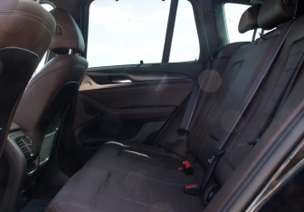 Подержанный автомобиль BMW X3 2022 года (11 фото)