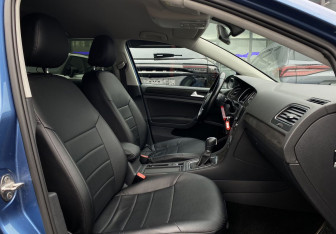 Подержанный автомобиль Volkswagen Golf Hatchback 2014 года (18 фото)