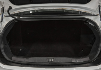 Подержанный автомобиль Peugeot 408 2012 года (6 фото)