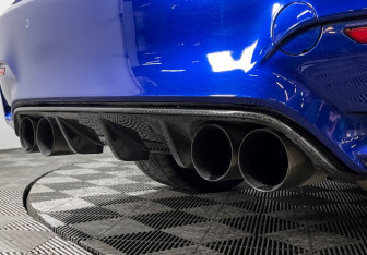 Подержанный автомобиль BMW M3 Sedan 2017 года (26 фото)