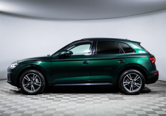 Подержанный автомобиль Audi Q5 2018 года (8 фото)