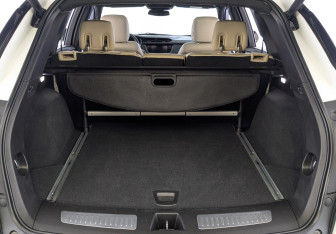 Подержанный автомобиль Cadillac XT5 2016 года (10 фото)