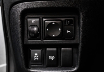 Подержанный автомобиль Nissan Juke 2014 года (11 фото)