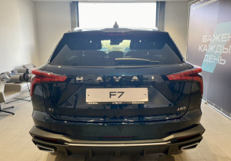 Новый Haval F7 2025 (5 фото)